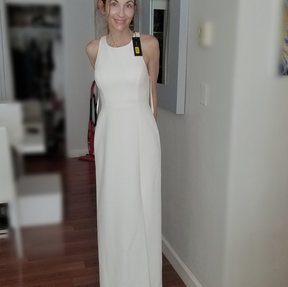 BCBG Maxazria White Formal lace back dress 0 NWT